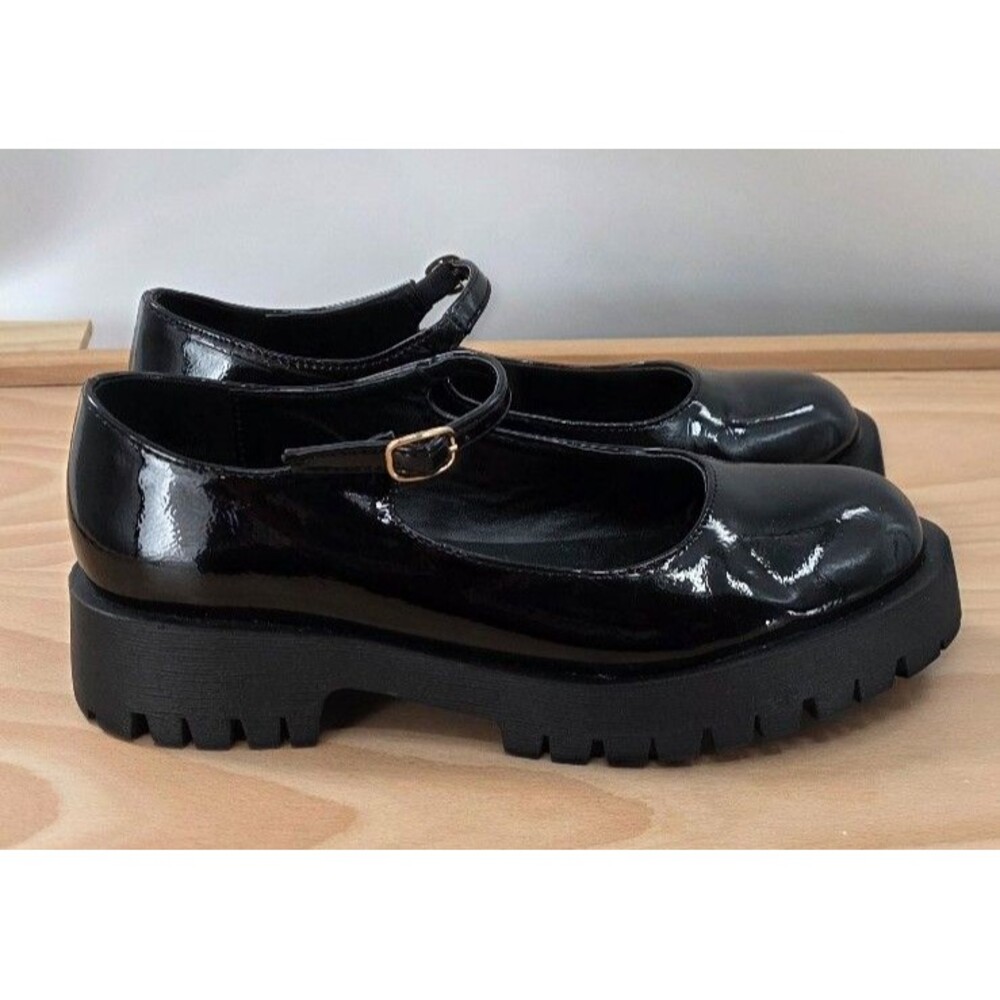 Journee Collection Kamie Mary Jane Shoes Glossy black patent Chunky Sole